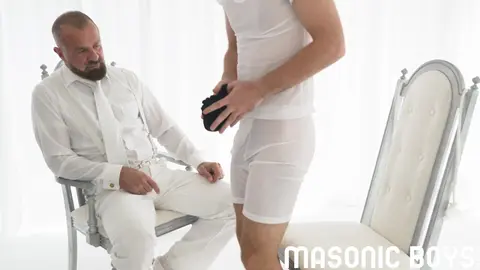 APPRENTICE MONROE Episode 1 - The Interview