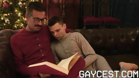 FAMILY HOLIDAY TRADITION Episode 2 - Xmas Sleepy Time