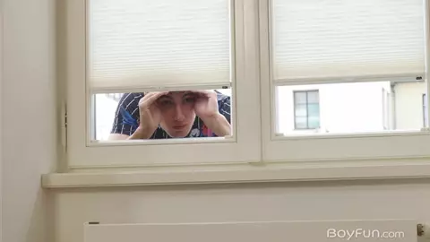 Sammy Gates - Henry Levitts