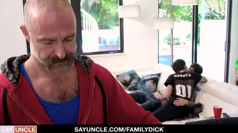 Big Game Snack (Dakota Lovell, Daniel Dean, Musclebear)