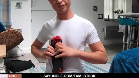 Foot Massage (James Keresford, Kendrick Thomas)