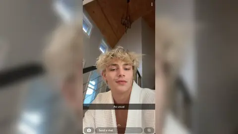 Fit Blonde Twink — Jerk Messages