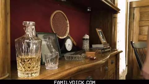 Dad&rsquo;s Man Cave Chapter 1: The Apple Of His Eye (Joel Someone, Kurt Niles)