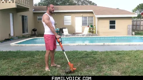 Dando para o meu velho Capítulo 1: Trabalho no quintal (Marcus Daniels (Padrasto), Steven Daniels (Enteado))