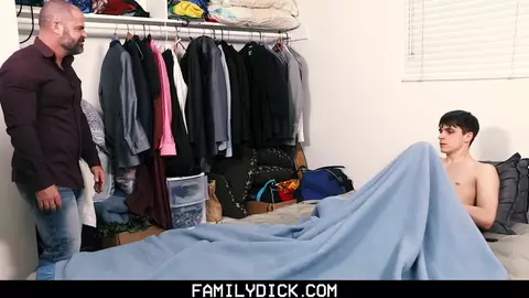 O mau hábito do meu rapaz Capítulo 1: Masturbador habitual (John Smith (pai), Mark Smith (enteado)