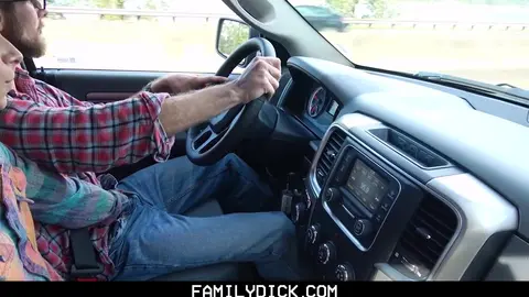 Il figlio di papà Capitolo 6: Pitstop all'aperto (Jacob Armstrong (patrigno), Austin Armstrong (figliastro))