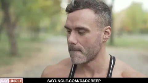 Suspenso da escola (Collin Lust, Manuel Skye)