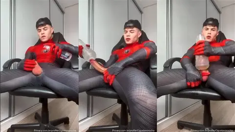 Ogustavorocha — Spiderman no toy