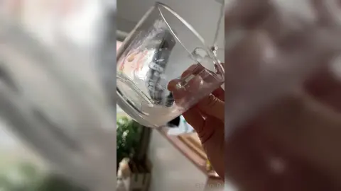 Quanto sborro — con Ethan_Pr