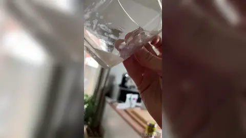 Quanto sborro — con Ethan_Pr