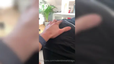 Risveglio col culone — Valsplace