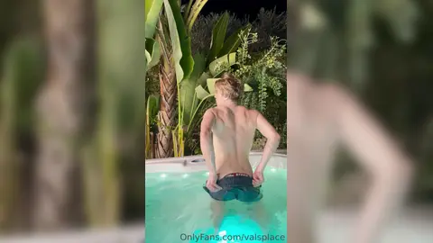 Hot Tub Invite — Valsplace