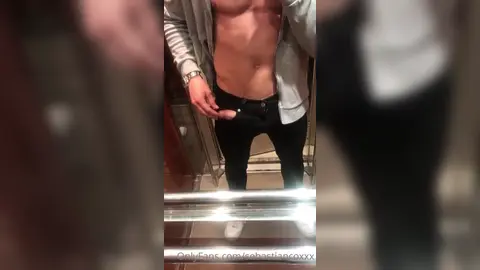 Sebastian Cox — tiro na calça