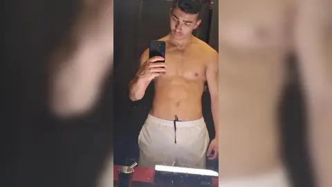 Fratello muscoloso svuota — Ethan_Pr