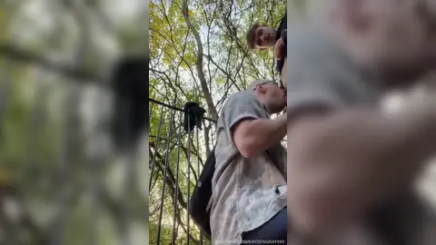 Kayden preña a Jake — parque