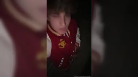 All’aperto — succhiami — Valsplace