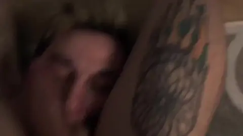 Mamada nocturna — twink