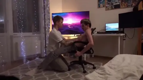 Mamada nocturna — twink