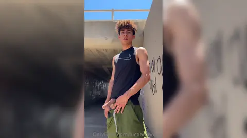 Делай со мной что хочешь — Luca Ambrose