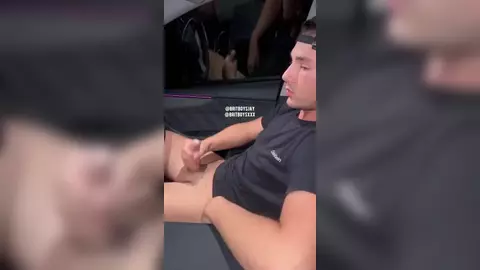 Britboysxxx — мега-комп камшотов