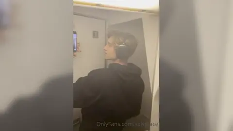 Flight Mode — Valentin