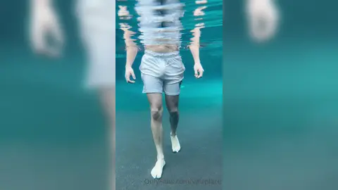 Aloha from Hawaii — Valentin