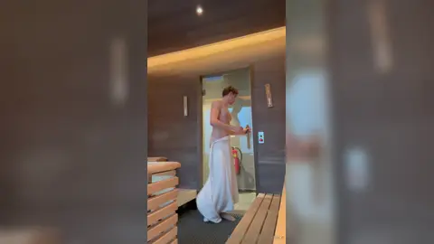 Towel Drop — Valentin