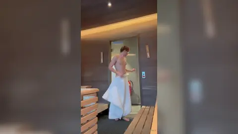 Towel Drop — Valentin