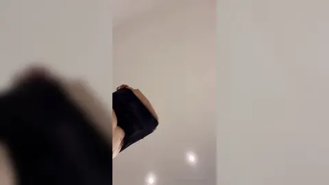 Desnúdame — Valentin