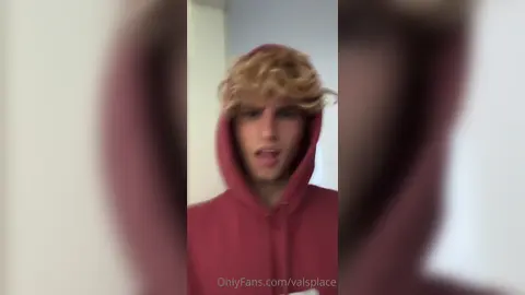 Posso venire dentro? — Valentin