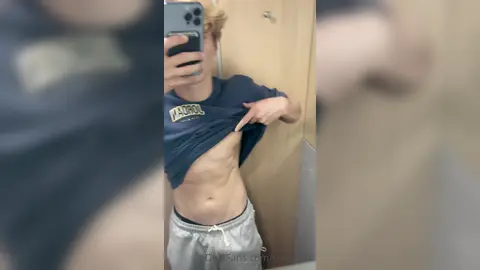 Mamada en el tren — Valentin