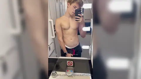 Über dem Waschbecken — Valentin