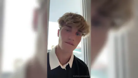 Il mio culo è tuo — Valentin