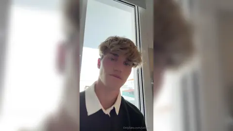 Mein Arsch gehört dir — Valentin