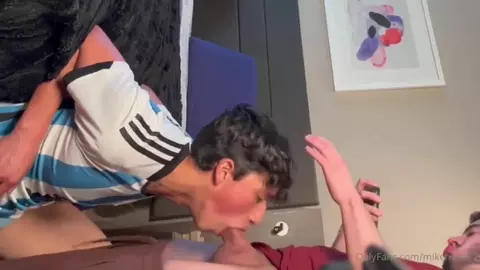 Mike Herrera devasta Jhon Smith