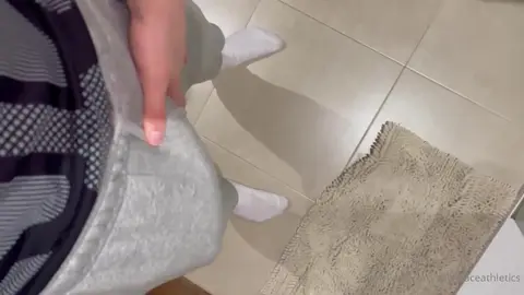 Grey Joggers Bounce — Valentin Mehinagic