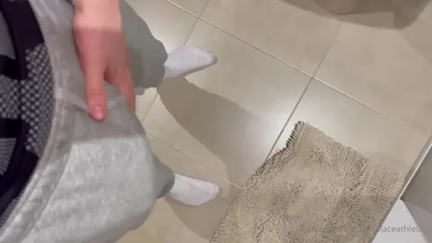 Серые джоггеры — Valentin Mehinagic