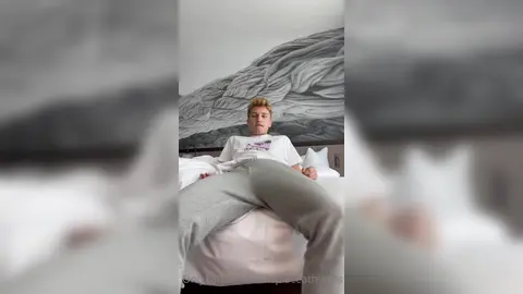 Caldo in hotel — Valentin Mehinagic