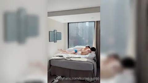 Manos en mí — con hornyjustin