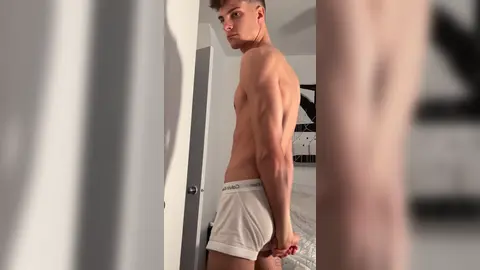Flex & Cum Tease — Ethan_Pr