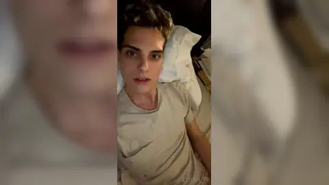 Riesige Ladung ins Gesicht — Ethan_Pr