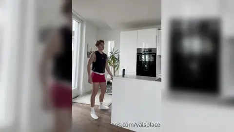 Colazione servita — Valentin Mehinagic