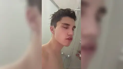 Душ и пальцы — Valentin Mehinagic