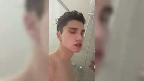 Banho & dedo — Valentin Mehinagic