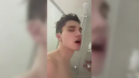 Shower & Finger — Valentin Mehinagic