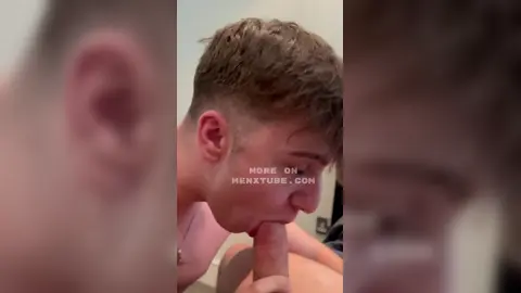 Tylereire22 leva creampie de LondonCuckold