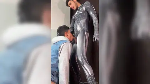 Spiderman Twink Gets Fucked — DeiT19 x Sebbastc